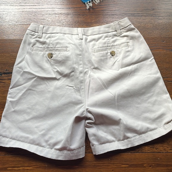 Liz Claiborne Audra Khaki Shorts Mid Rise size 8 - Picture 4 of 4